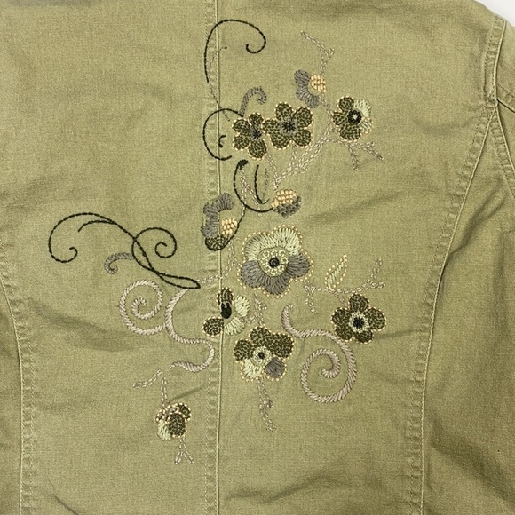 Chico's Floral Embroidered Button up Jacket Size 1 Medium - Picture 6 of 6